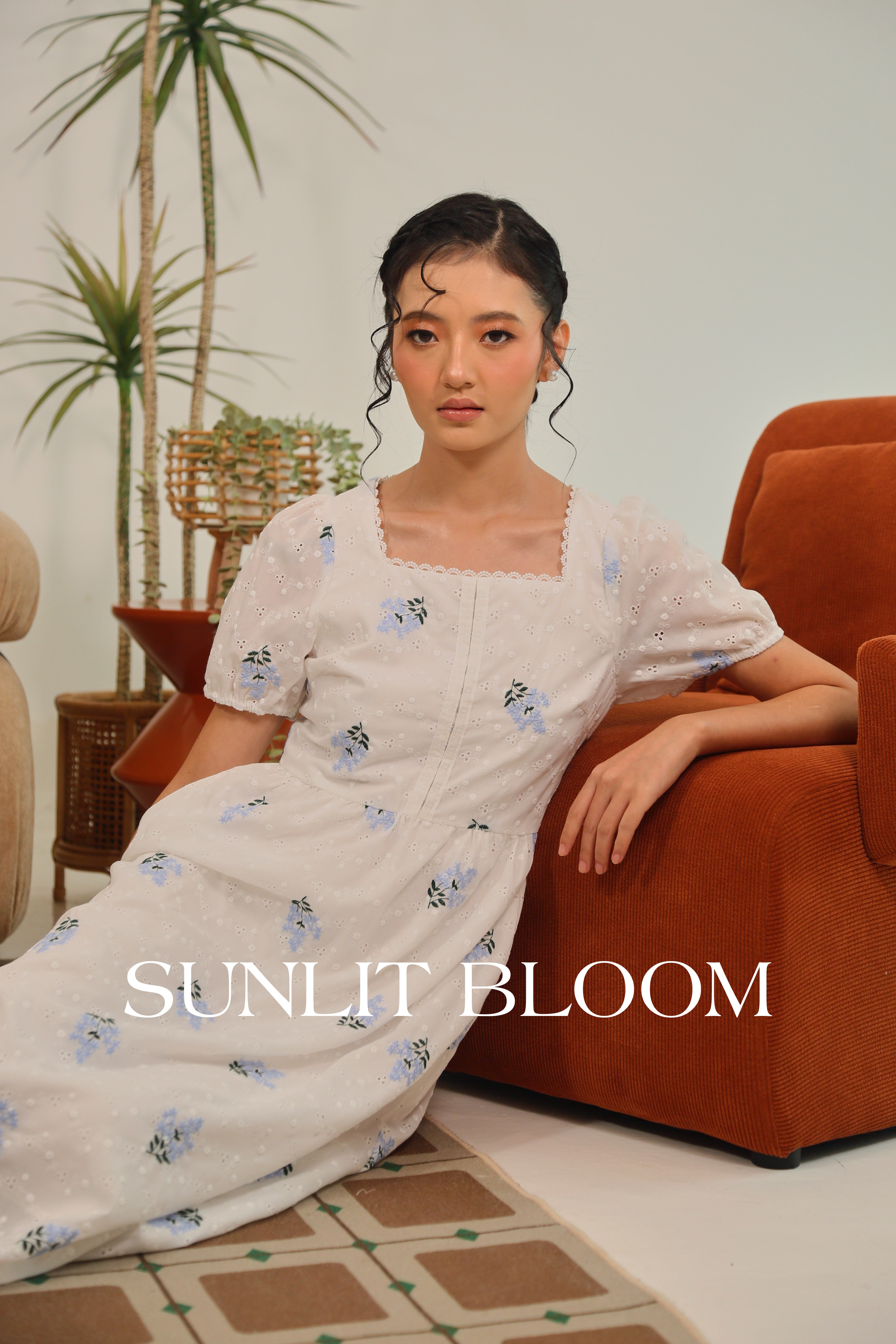 The Mood: Sunlit & Effortless